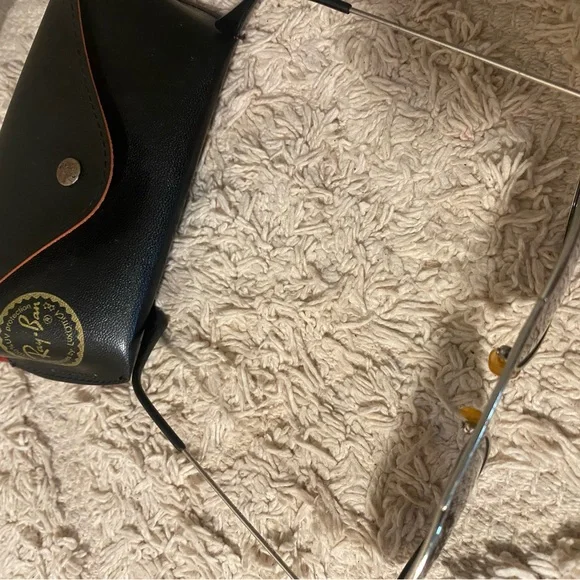 Ray-Ban Silver Frame Aviator Sunglasses - Picture 3 of 6
